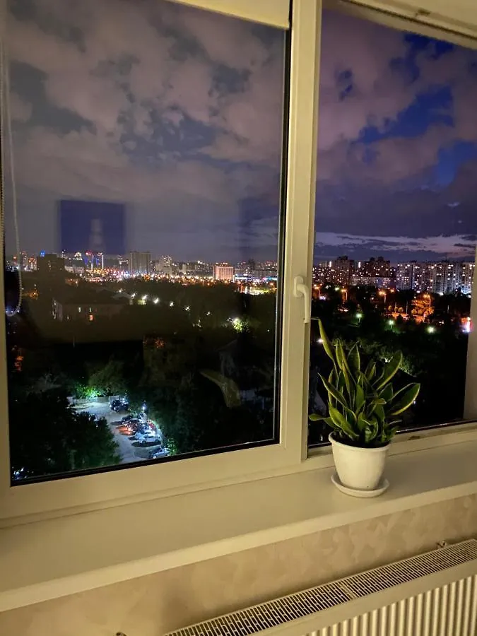 View Fresh Apartment Near The Metro Kijev