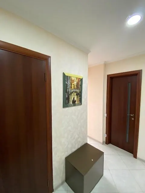 View Fresh Apartment Near The Metro Kyiv